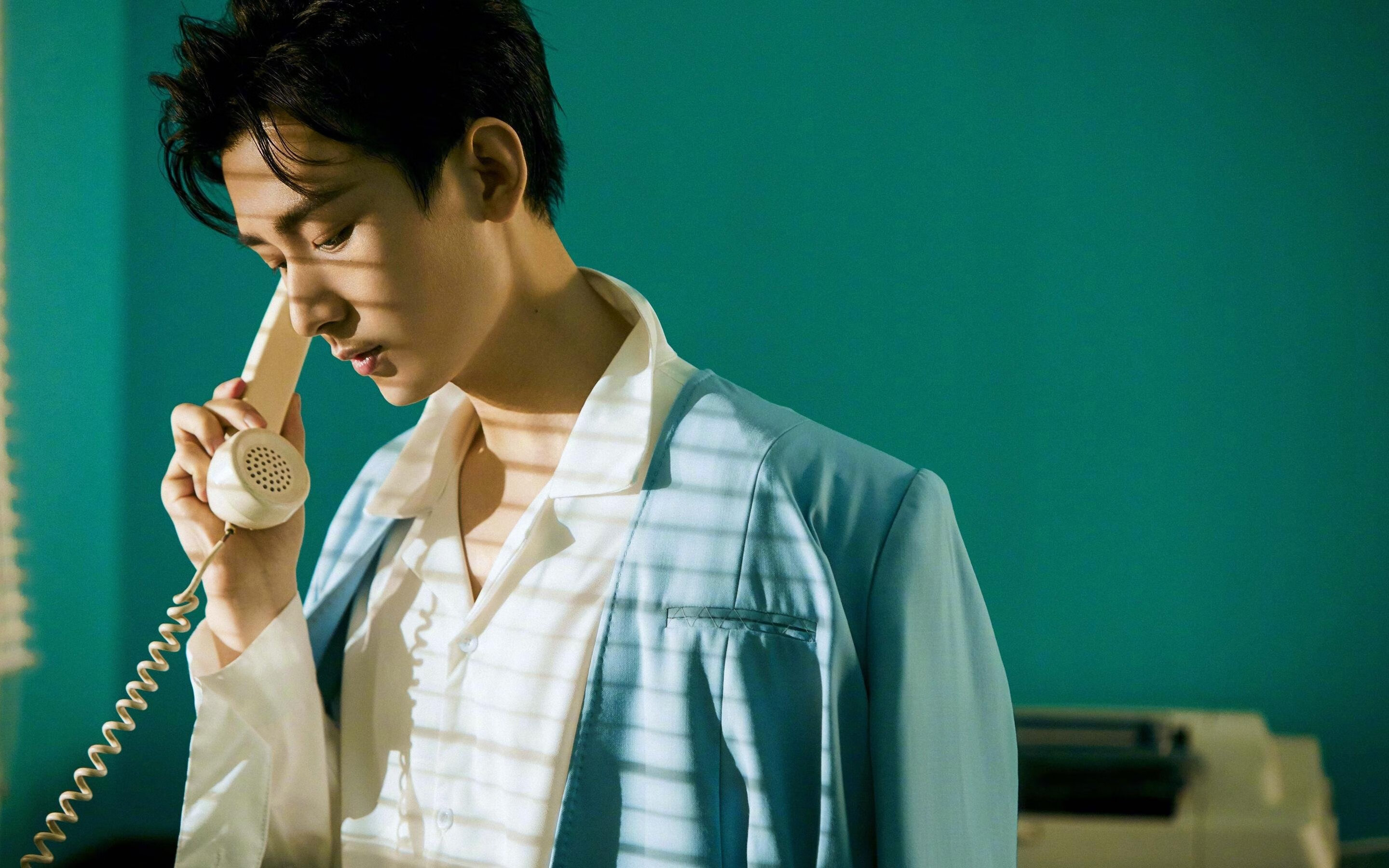 国际水上高空滑索比赛，飞跃山谷的极速体验，高空滑翔索道